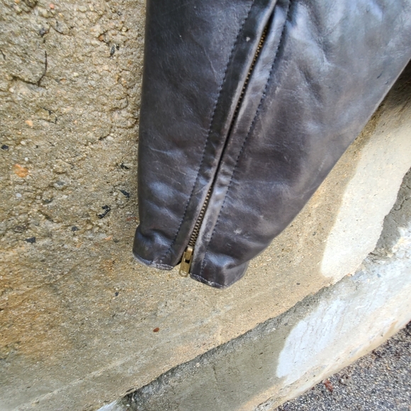 Champlain Leather Jacket - Picture 5 of 8